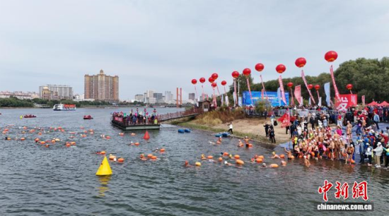 ��ӬF(xi��n)������Ӿʿ��������ˮ����ʯ���� �z