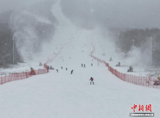 ��ѩ�ۺ�����ѩ�����Y�G���������б�ѩԇ�(y��n)�^(q��)�����ѩ�����D