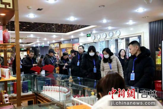 ���M(f��i)�ߴ������M(j��n)������ɫ���ֶY�w��^��(sh��)�ؿ�����H���w�������ʡ���M(f��i)�߅f(xi��)��/���D