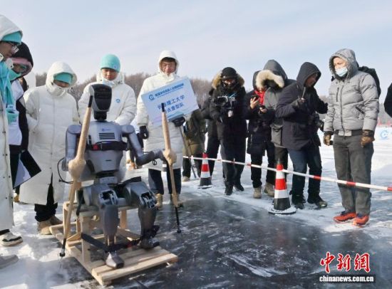 1��10���������L�����C�������������ϓ]��ѩ�ȣ��ڱ����ϊ^�����С�(�Y�ψD) ���� �z